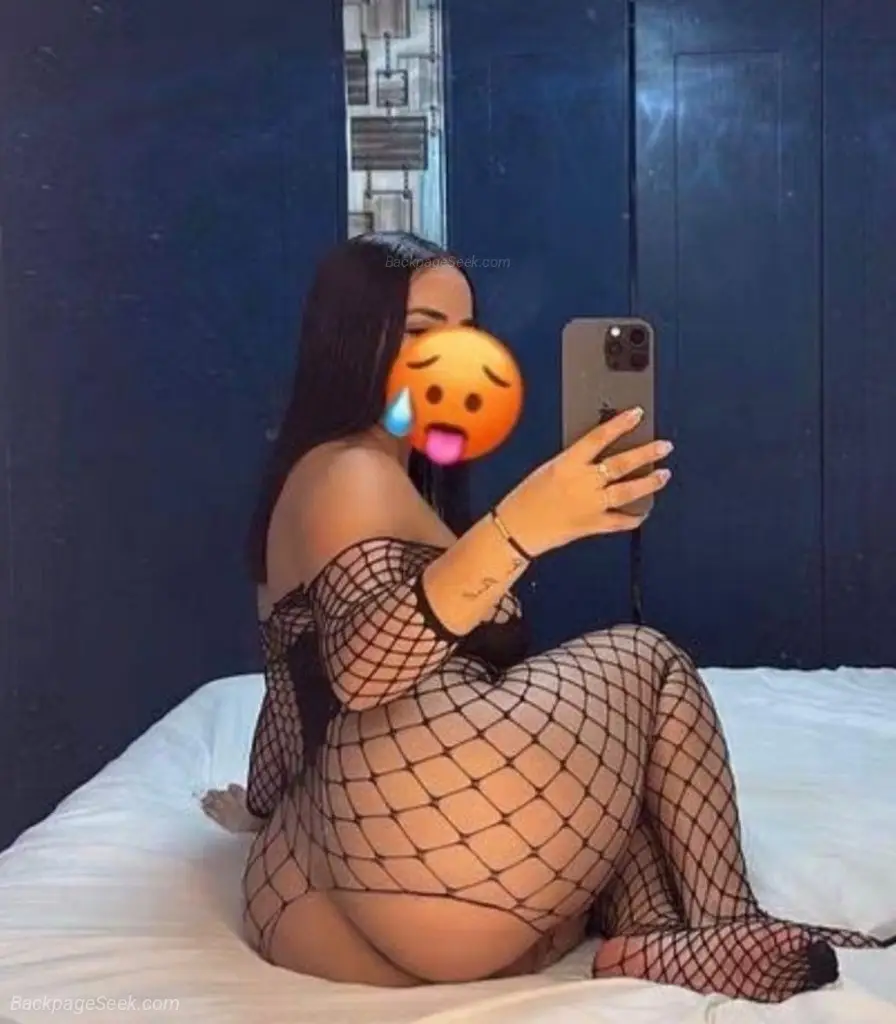 hola papi soy nueva aqui y estoy disponible ahora para ir a... in Philadelphia – Women Seeking Men photo 2