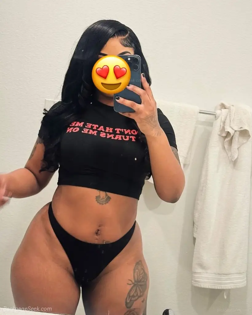 this bich gets your milk out with het mouth come and enjoy d... in Philadelphia – Women Seeking Men photo 4