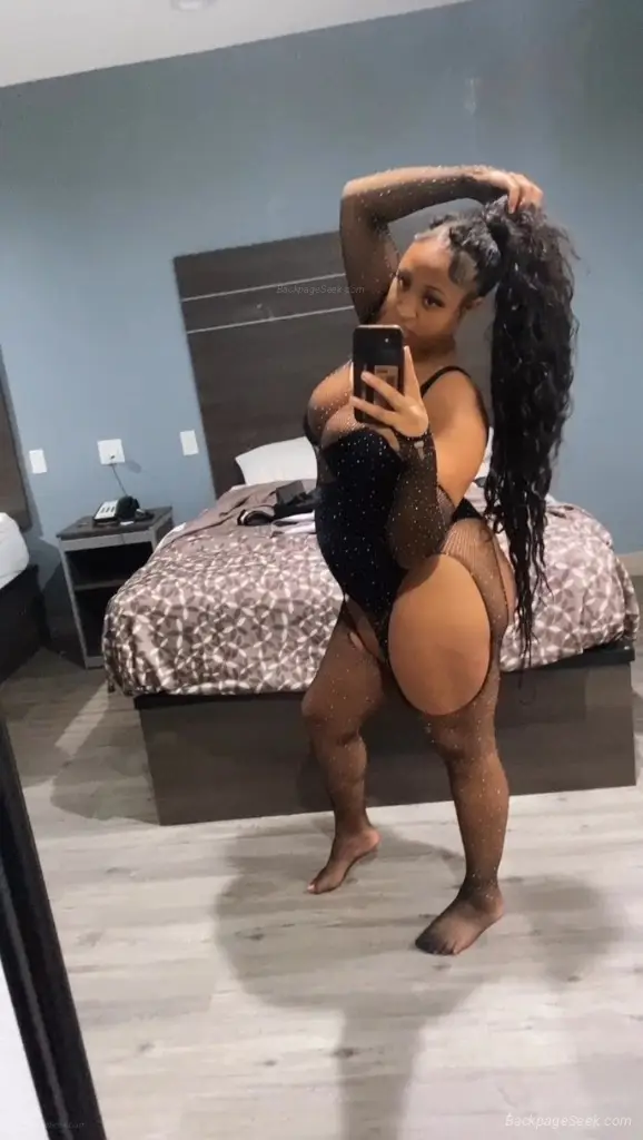 NORTH EAST PHILLY YOUNG TIGHT HOLE LIGHTSKIN JUICY BBW in Philadelphia – Women Seeking Men photo 6