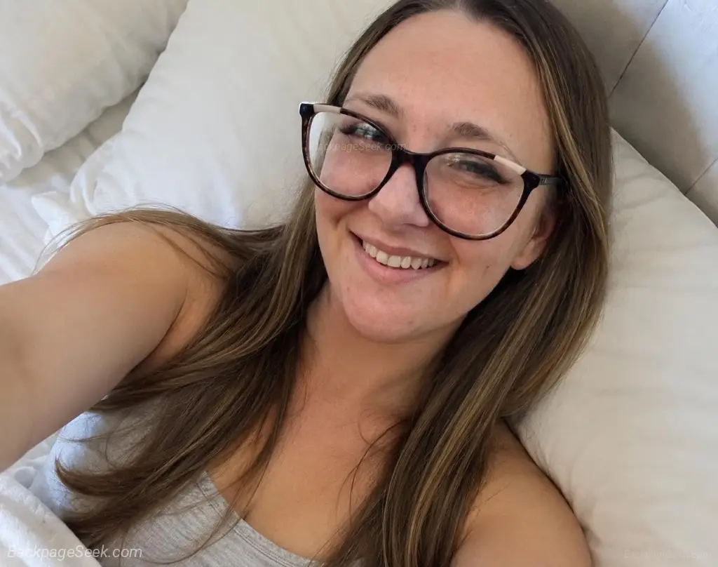 Hello daddy I am a age 28 white girl I am very hot and I lik... in Philadelphia – Women Seeking Men photo 4