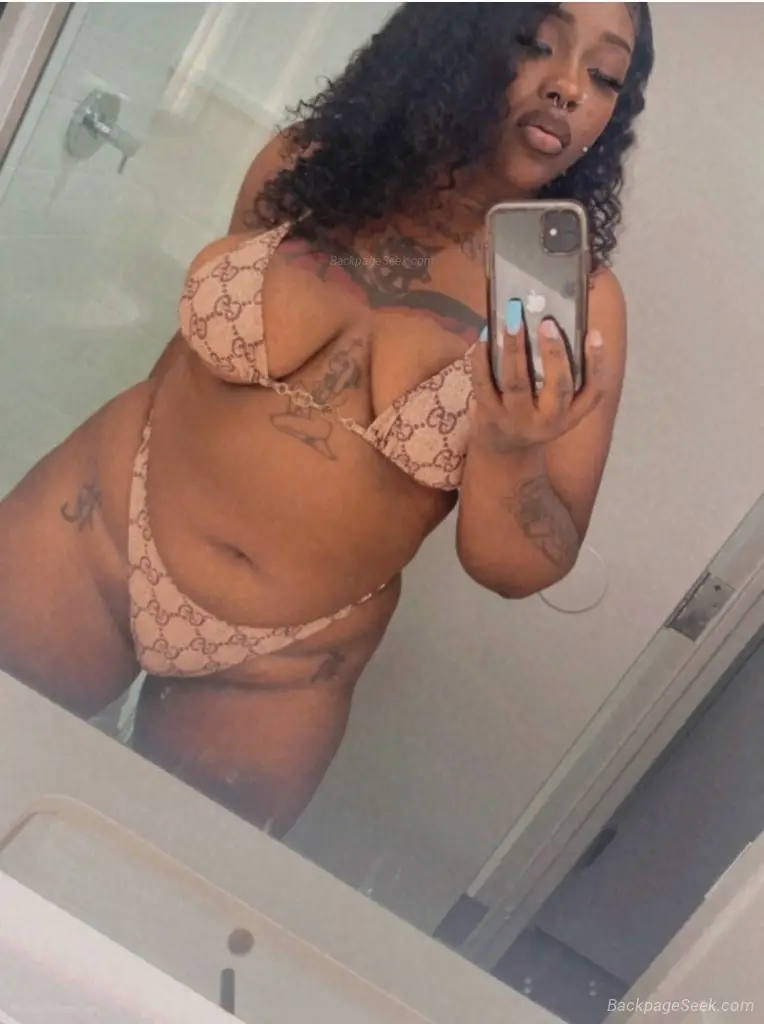 OUTCALLSINCALLS Trinidadian Queen hope you like a creamer an... in Philadelphia – Women Seeking Men photo 6