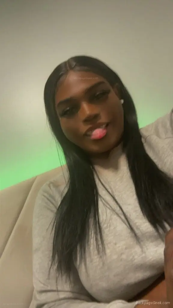 THE TOP FREAK IS HERE DON'T GET A LOT TO SAY WHEN YOU COME O... in Philadelphia – Women Seeking Men photo 2