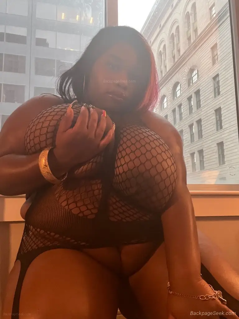 daddy i am new in the city let me give you a relaxing massag... in Philadelphia – Women Seeking Men photo 3