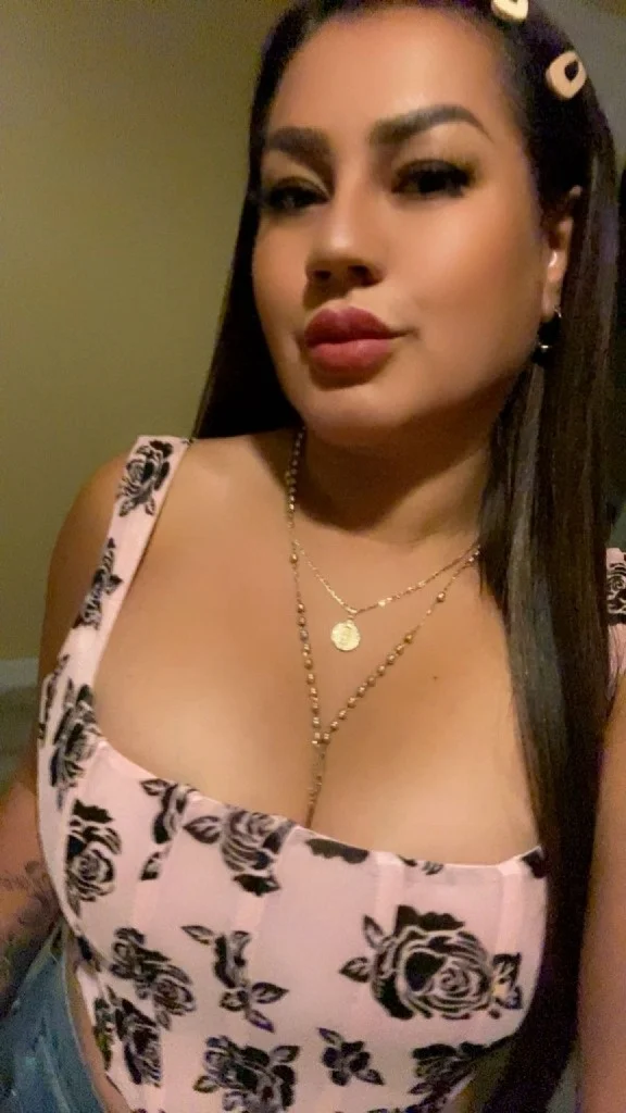 New in town mexicana sexy rica latina in Phoenix – Women Seeking Men photo 5