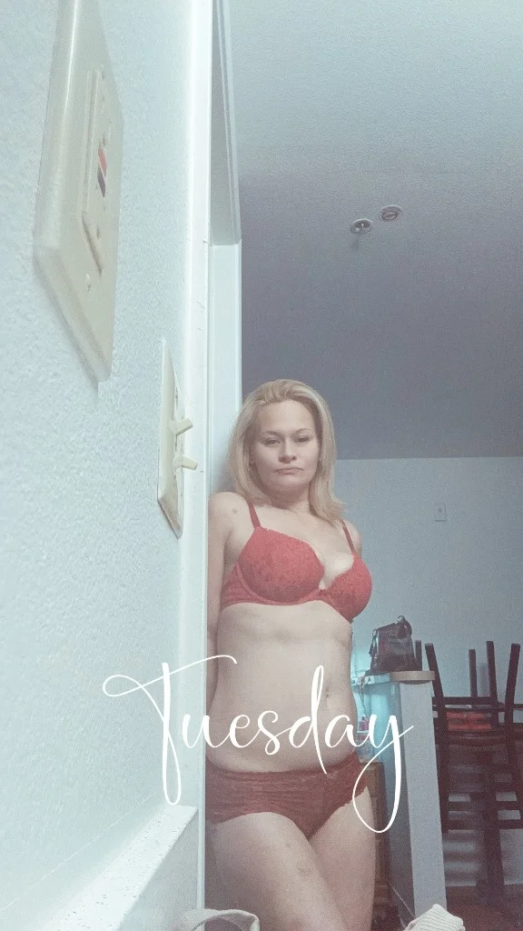 An orgasm a day keeps the worries away in Phoenix – Women Seeking Men photo 5