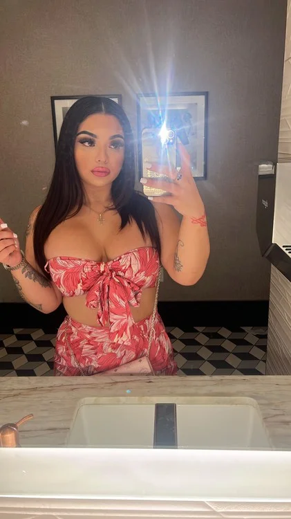 Cum have fun with me in Phoenix – Women Seeking Men photo 2