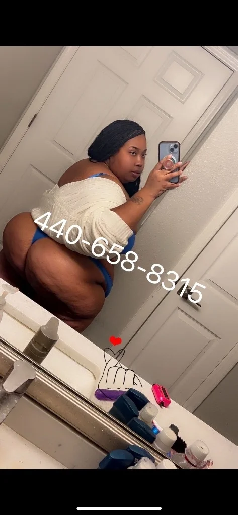 FAT GIRLS HAVE MORE FUN BIGGEST BOOTY IN AZ