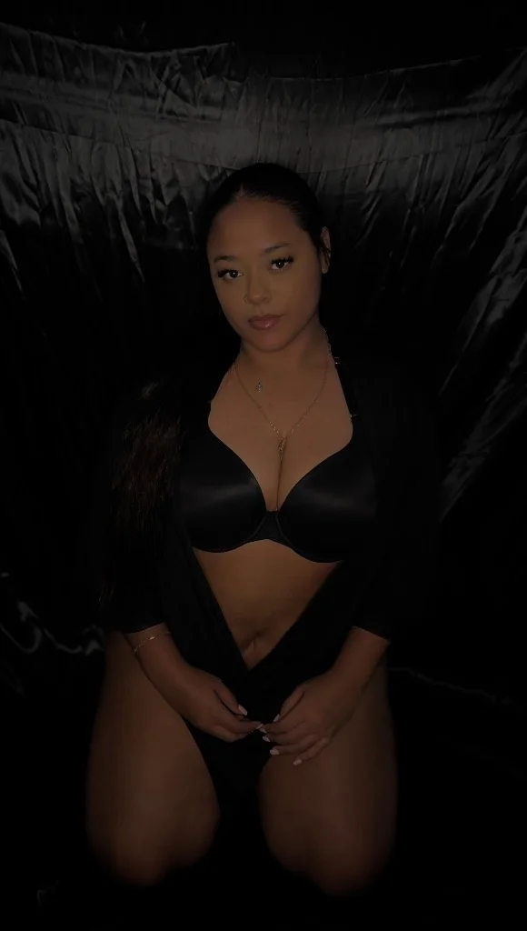 SWEET & CURVY