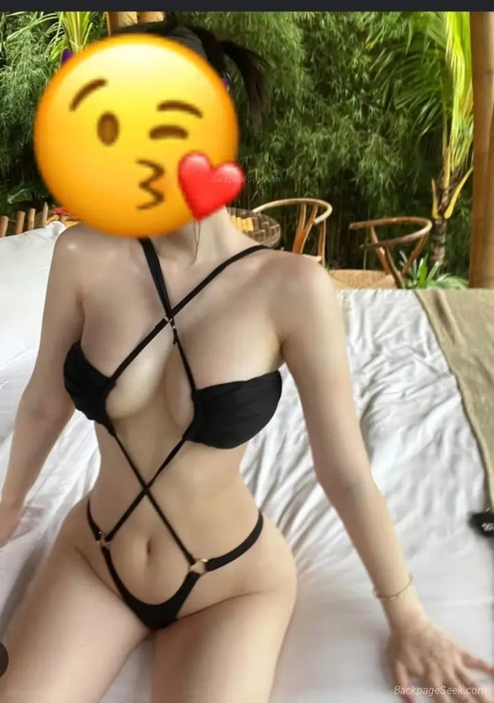 Beautiful Asian sweetheart ready to treat you like a king an... in Phoenix – Women Seeking Men photo 2