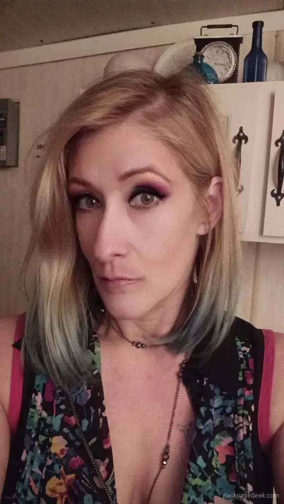Lets have some fun in Phoenix – Women Seeking Men photo 2