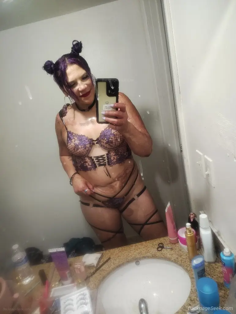 Baddie Who Will Loves to Swallow Daddies Phatty in Phoenix – Women Seeking Men photo 4