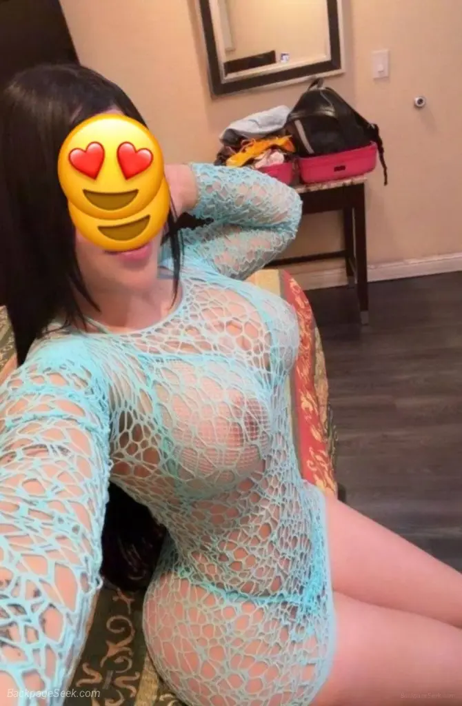 HOT AND SEXY LATIN AVAILABLE NOW ONLY INCALL PAY HERE ZELLE O CASH
