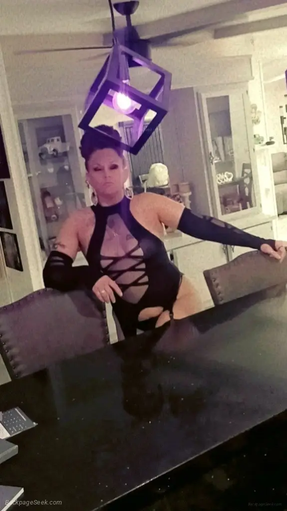 LateNite Fun Available Now in Phoenix – Women Seeking Men photo 4