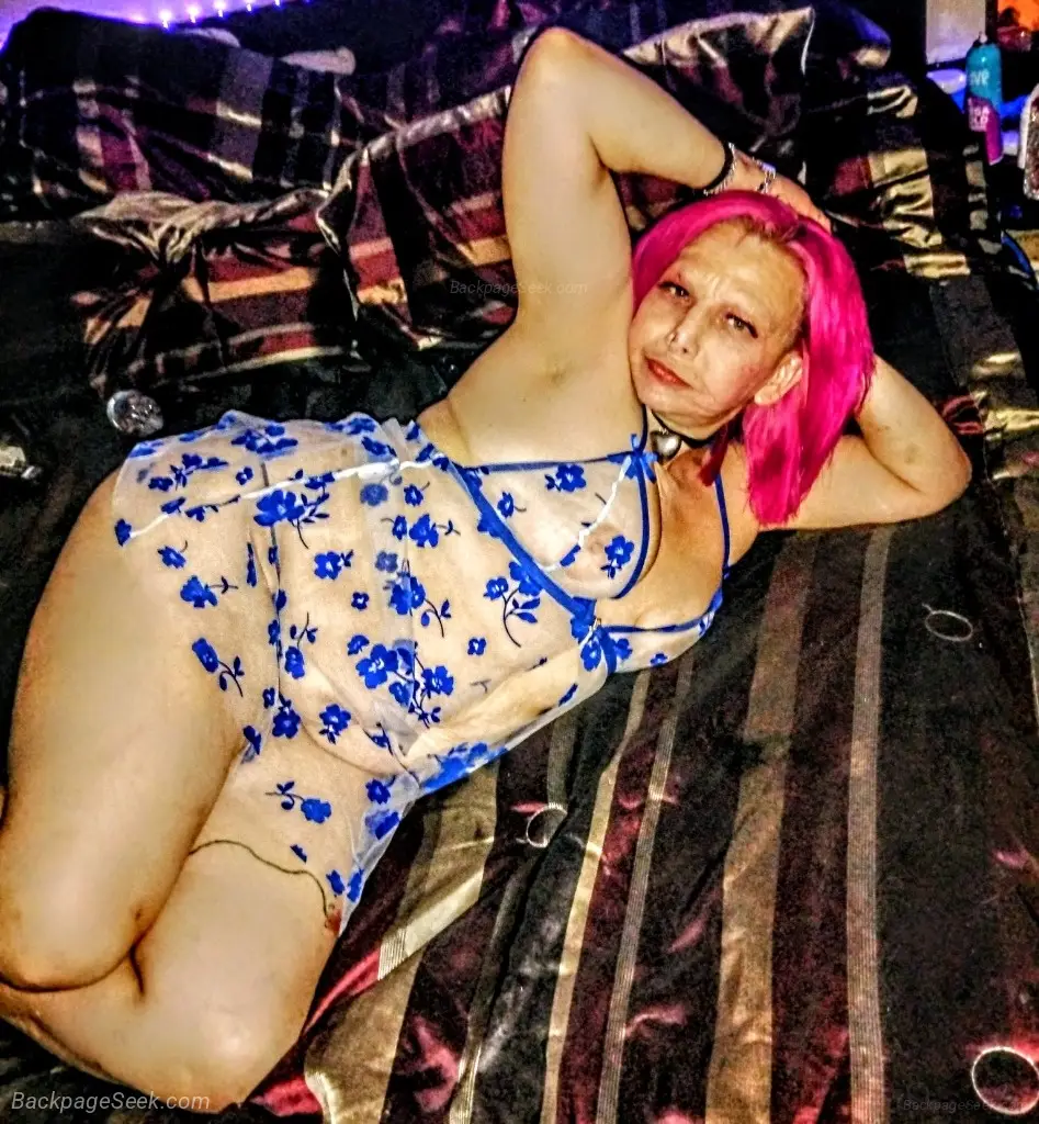 Looking 4 some fun in Phoenix – Women Seeking Men photo 4