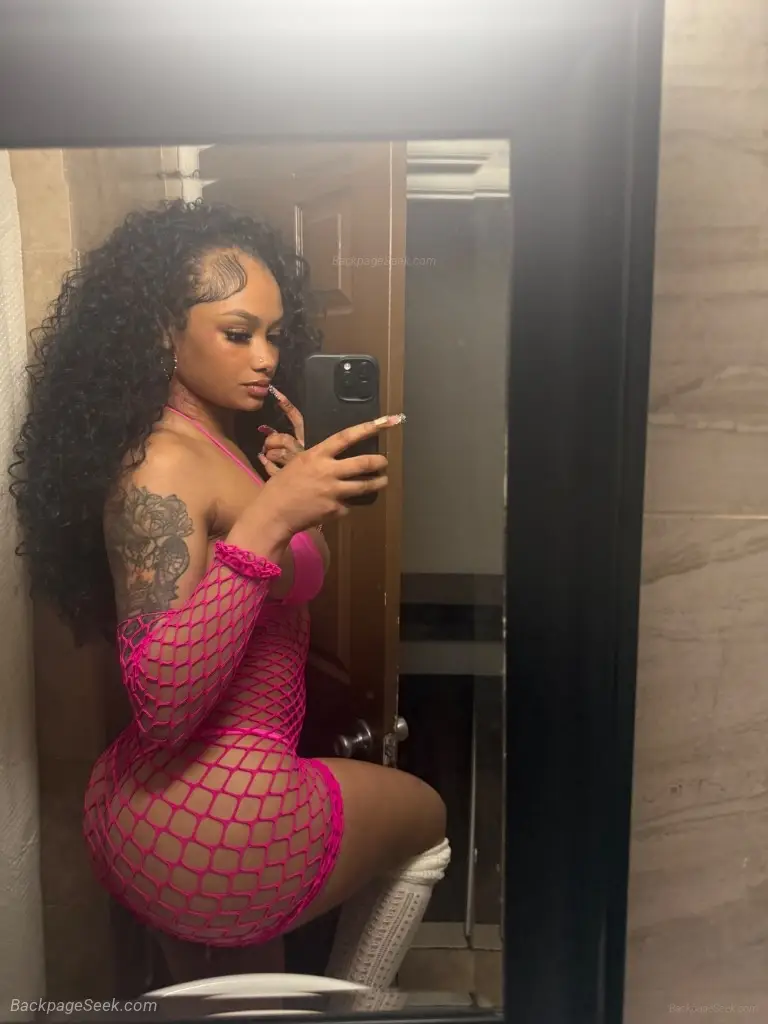 new to town sexy busty lightskin available now in Phoenix – Women Seeking Men photo 4