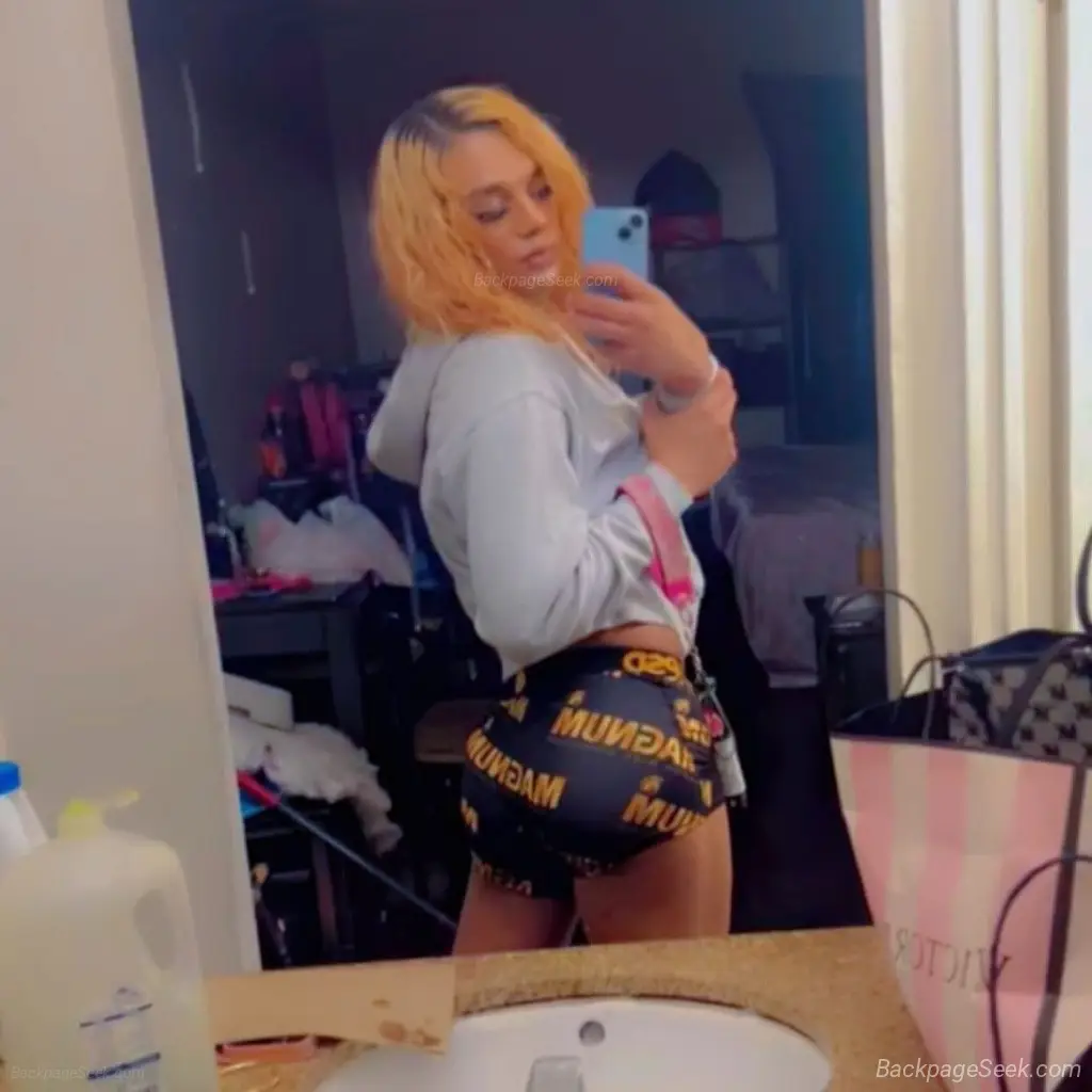 Latina Young Hot Sexy Queen Independent Natural