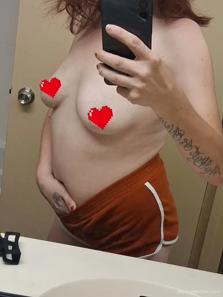 hello boys cum and see me im ready for you red heads do it b... in Phoenix – Women Seeking Men photo 3