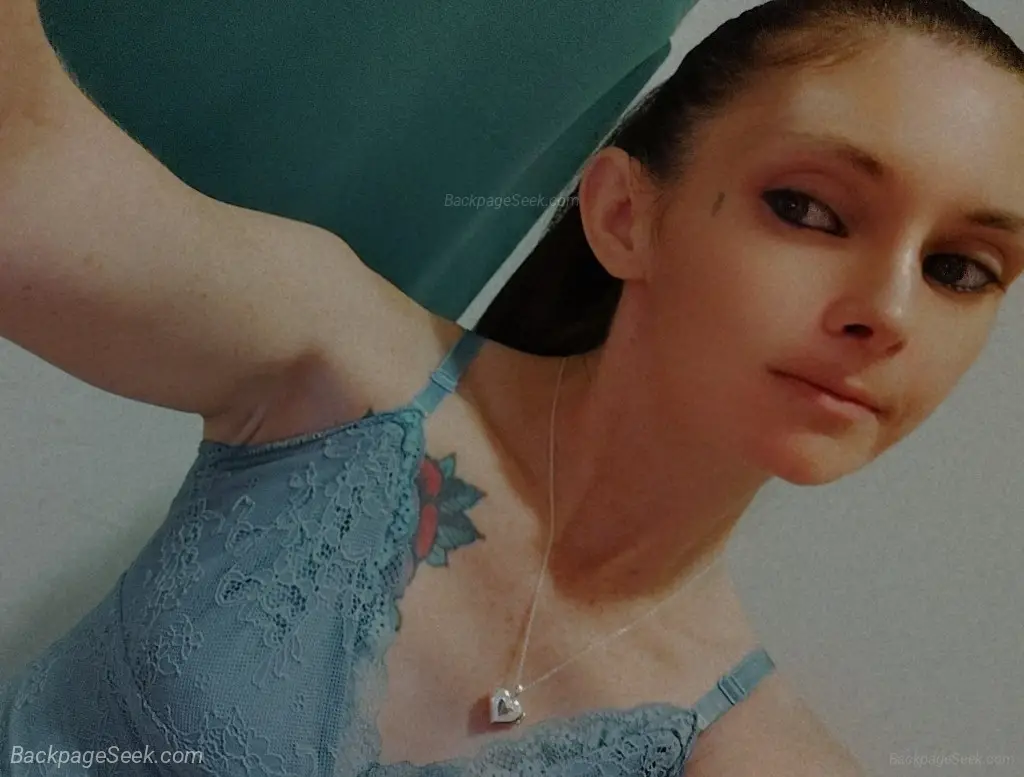 Playfully Seductive Submissive SnowBunny in Phoenix – Women Seeking Men photo 4