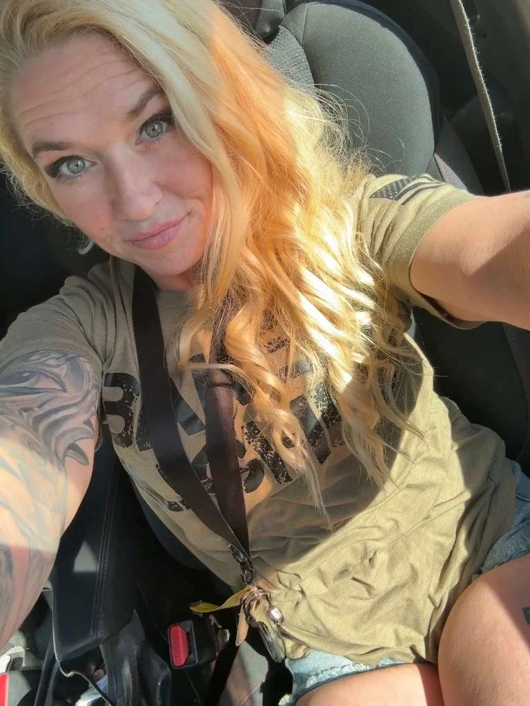 Sexy Submissive Blonde Slut Available MY MAIN PIC IS FROM TO... in Pittsburgh – Women Seeking Men photo 3