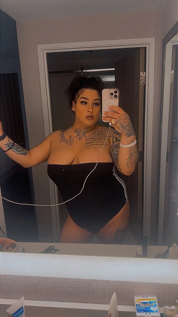RICAN MAMII COME AND GET THIS CREAMY WET SPECIAL OUTCALLS