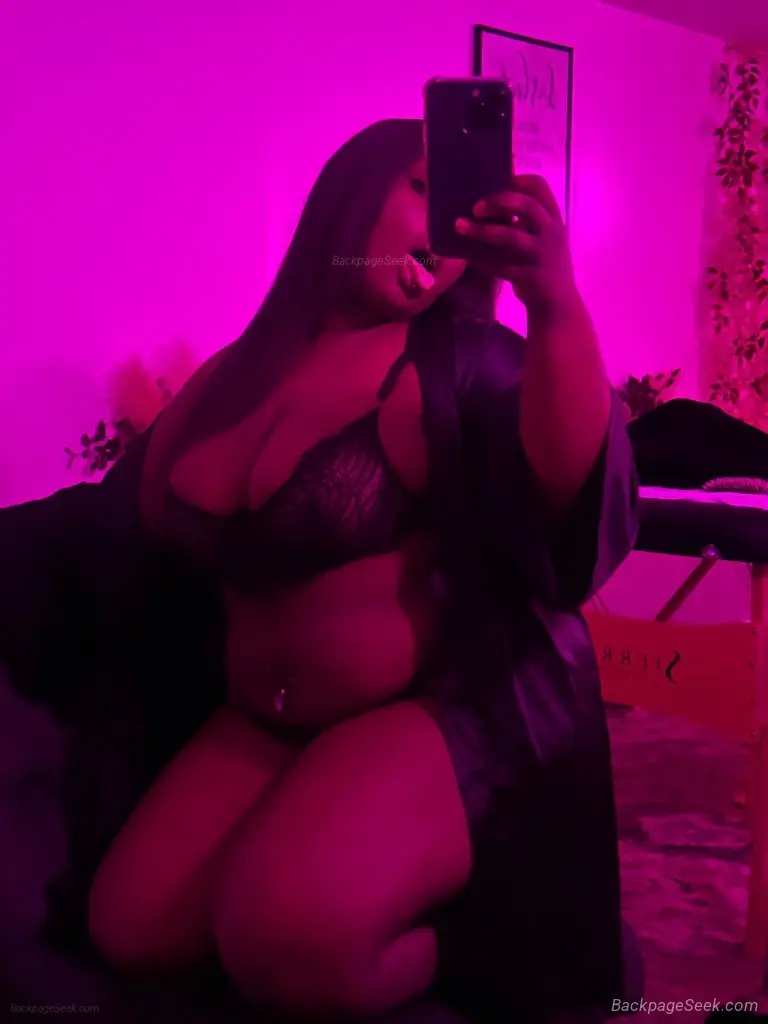Mondays with Mariee in Pittsburgh – Women Seeking Men photo 5