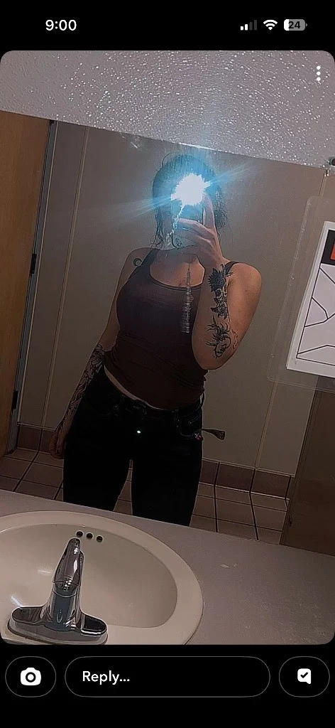 I M AVAILABLE FOR MEETUPS BOO FACETIME AVAILABLE I ALSO SELL... in Portland – Women Seeking Men photo 2