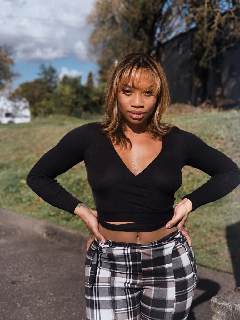 Weekend Luxury Booking Now for Saturday Slots in Portland – Women Seeking Men photo 4