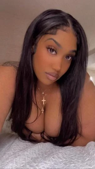 Pretty Mouth Pretty Lips Thicc A And Tits OUTCALL Specials N... in Portland – Women Seeking Men photo 5