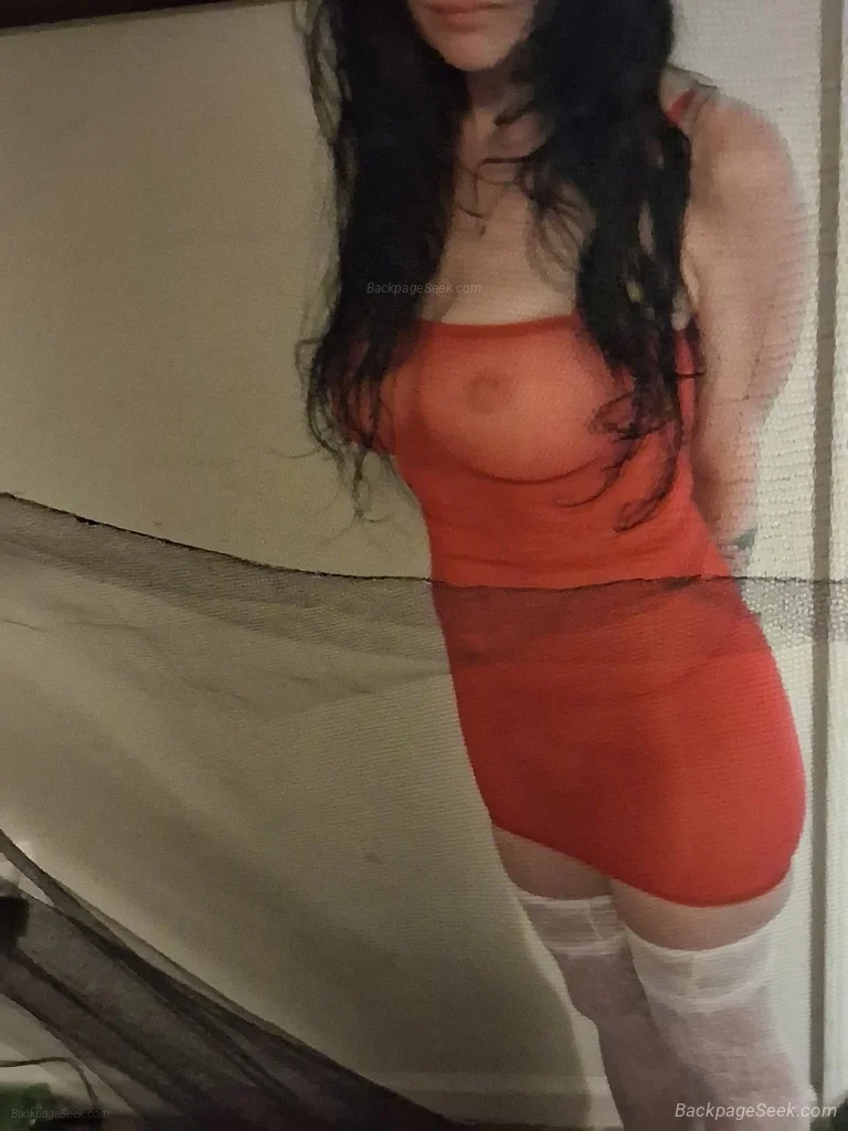 sultry sweetheart seeks secret friends in Portland – Women Seeking Men photo 4