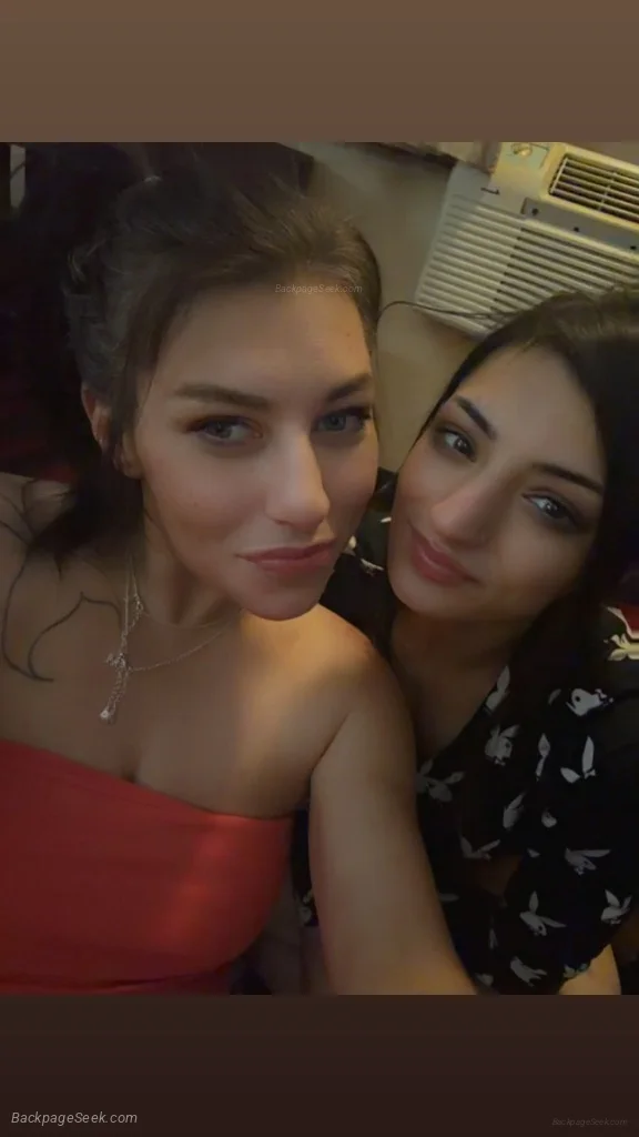 Brunette Bomhshell Besties Double The Mouths Double The Fun... in Portland – Women Seeking Men photo 2