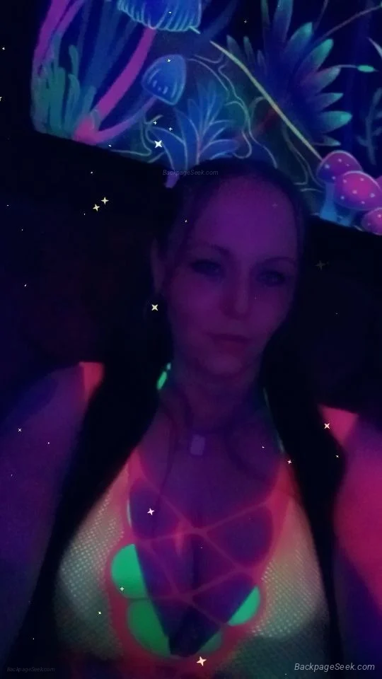 BoObS CoMe TeLl Me A SeCrEt TaLl SeXy ReDhEaD in Portland – Women Seeking Men photo 3