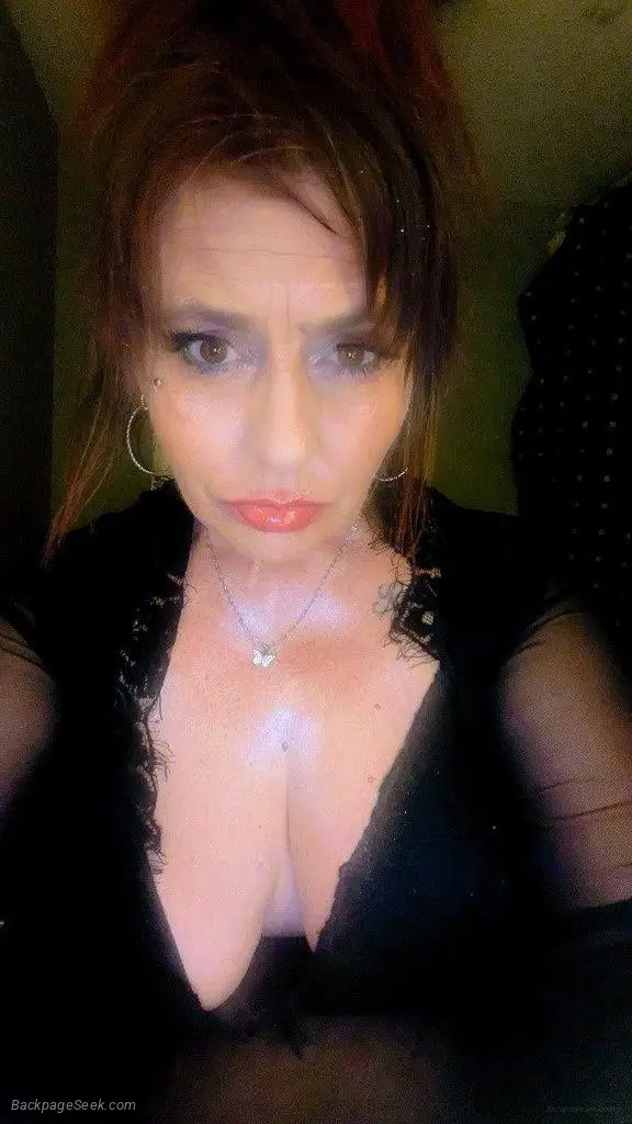 **CALL NUMBER IN BODY OF POST!! HOT, SEXY, WET N ORALLY GIFTED. DISCOUNTS