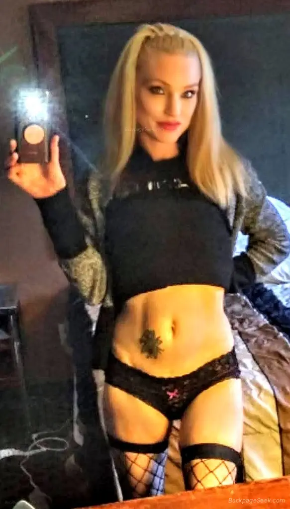 -AMBER WILCOX THE REAL DEAL PORTLAND MALL 205 Limited Availa... in Portland – Women Seeking Men photo 3