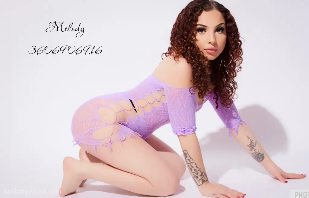 LITTLE PETITE FIRECRACKER in Portland – Women Seeking Men photo 5