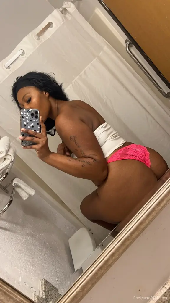 AVAILABLE NOW READY NOW in Portland – Women Seeking Men photo 6