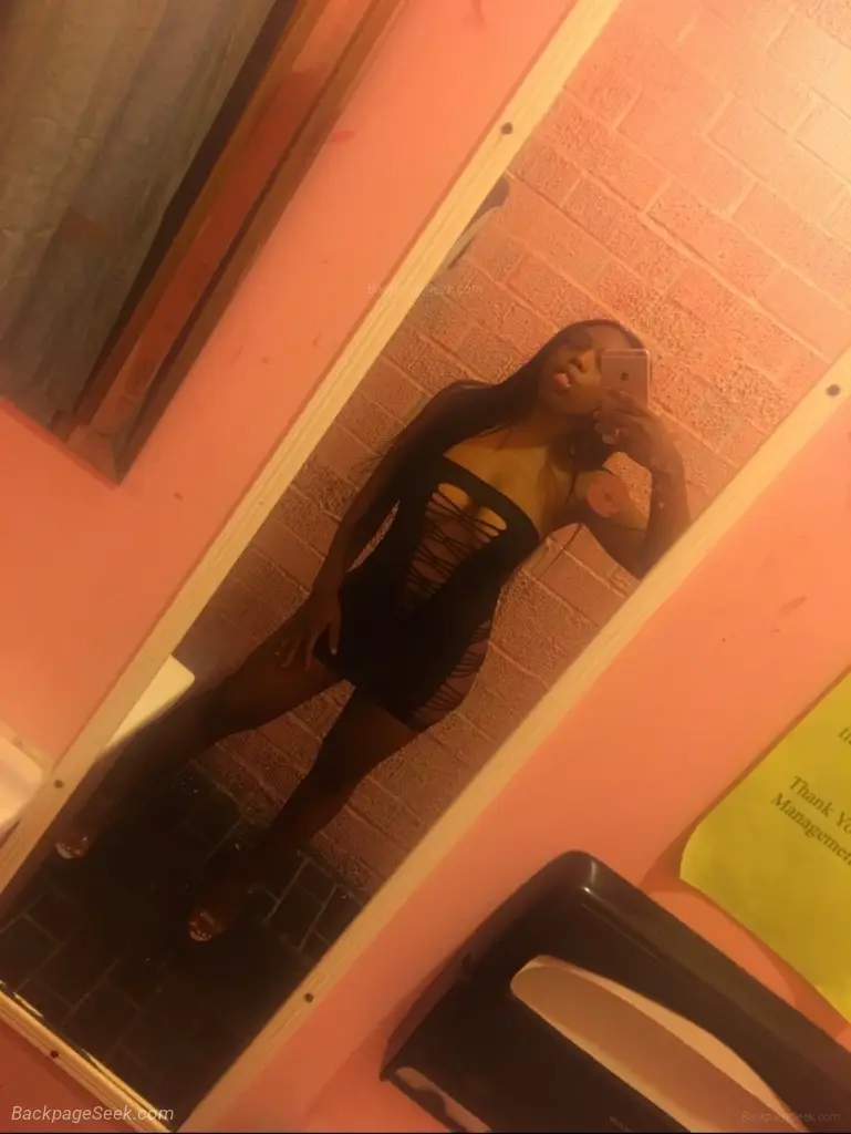 Cum see me your new favorite Brownskin Baby in Portland – Women Seeking Men