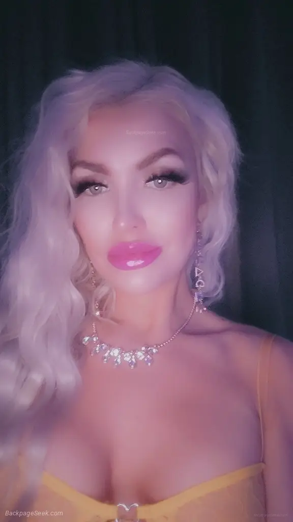 Come have some fun with this russian bombshell in Portland – Women Seeking Men photo 5