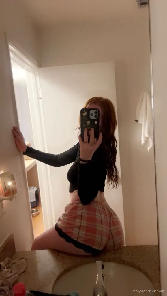 come see me in vancouver pretty petite let play in Portland – Women Seeking Men photo 2