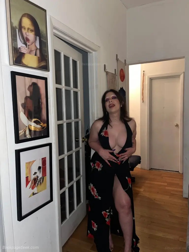 Worship a Hot Bossy Refined Arab Baddie in Portland – Women Seeking Men photo 2
