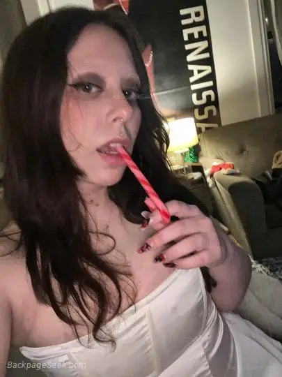 Worship a Hot Bossy Refined Arab Baddie in Portland – Women Seeking Men photo 3