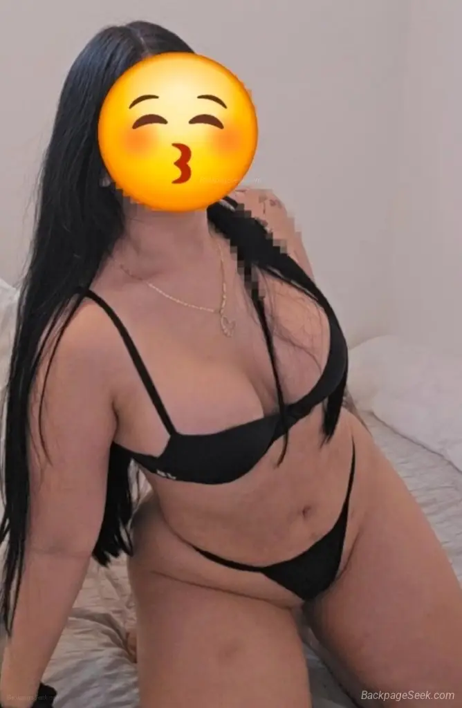 Deliciosa y sexy chica miel con una vagina jugosa Servicios in Portland – Women Seeking Men photo 6