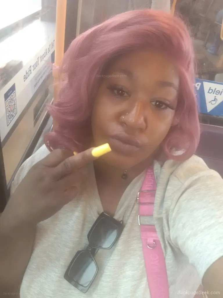 cum play with me in Portland – Women Seeking Men photo 3