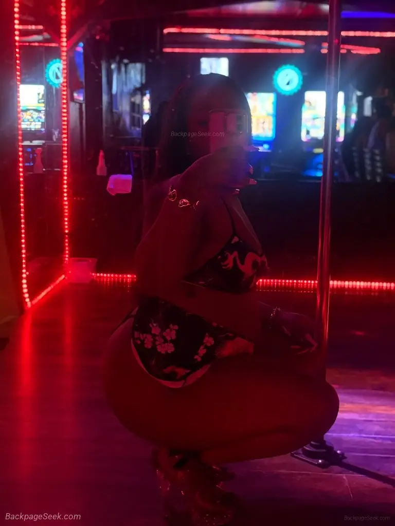 Ready to play OUTCALLS Only in Portland – Women Seeking Men photo 2