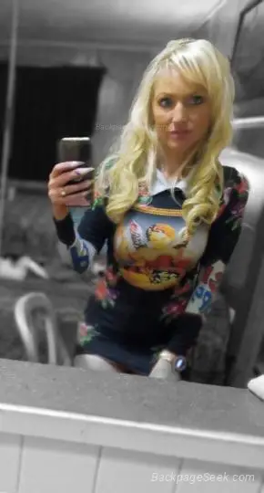 -AMBER WILCOX THE REAL DEAL PORTLAND MALL 205 Limited Availa... in Portland – Women Seeking Men photo 2