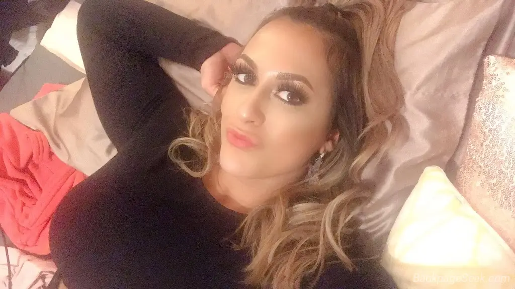 l EARLY AM BOOTYCALL Curvy Middle Eastern/Italian Baddie