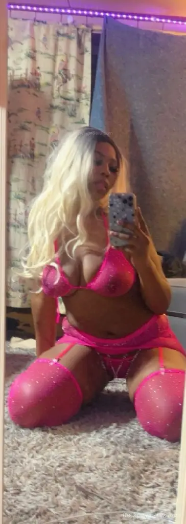 AVAILABLE NOW READY NOW in Portland – Women Seeking Men photo 5