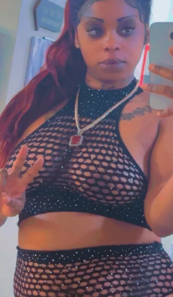 amazing jolynne in Providence - Women Seeking Men photo 3