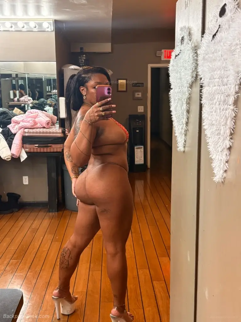 Thickums in Providence – Women Seeking Men photo 2