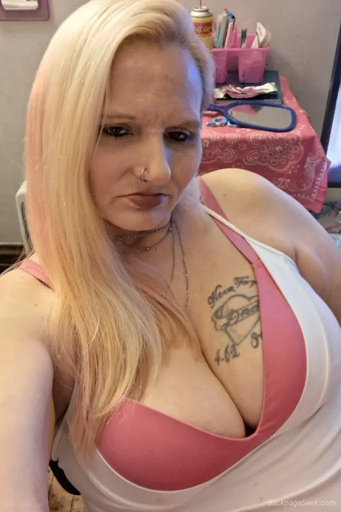 Sweet like Candy If you have a sweet tooth in Providence – Women Seeking Men photo 3
