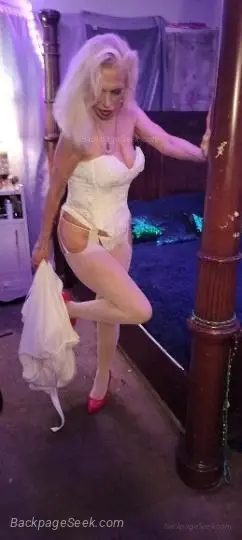 49 Years Older Blonde Mature Women in Providence – Women Seeking Men photo 6